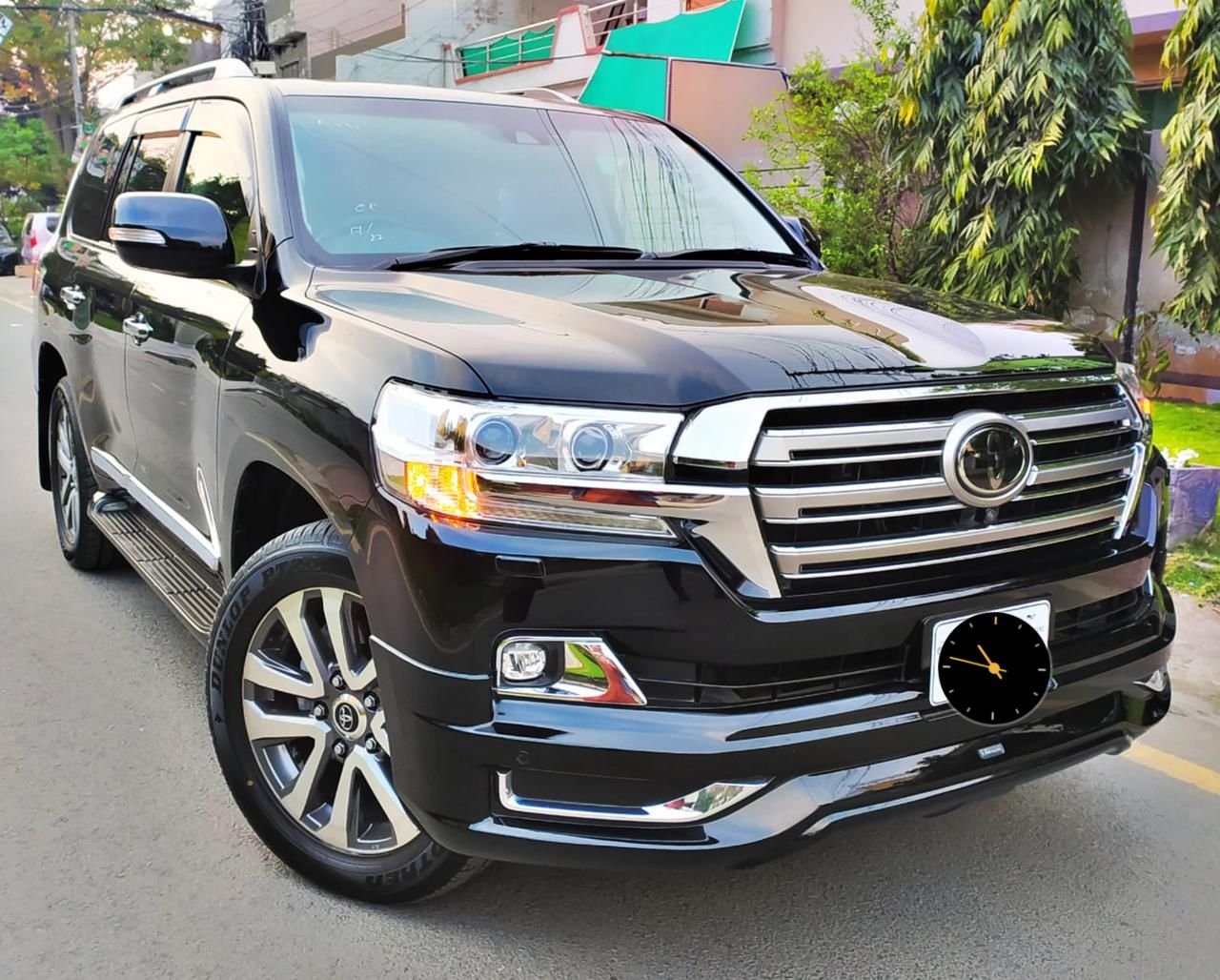 Land Cruiser V8